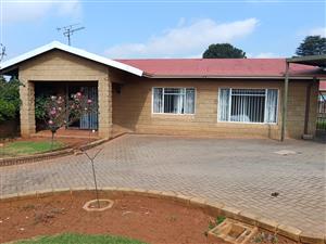 Family home in the heart of Minnebron