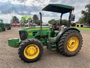 2017 John Deere 5085M