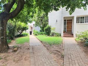 Townhouse For Sale in Rivonia