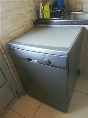 Dishwasher Calvinator 