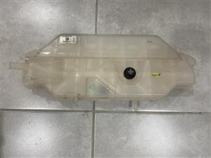 2024 MAHINDRA PIK UP RADIATOR WATER BOTTLE FOR SALE. IN EXCELLENT CONDITION