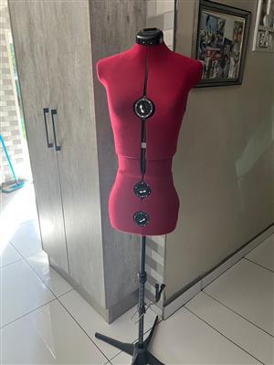 Dressmaker adjustable Torso (Mannequin)