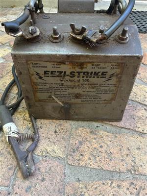 EEZI-STRIKE B180 Oil-Cooled Arc Welder – Heavily Used but Works