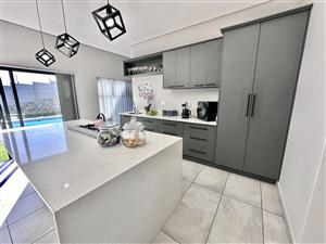 House For Sale in Island View