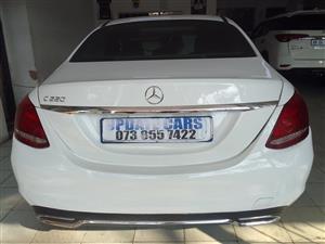 2016 MERCEDES BENZ C220D AUTOMATIC LEATHER INTERIOR SUNROOF,  REVERSE CAMERA 99000KM 