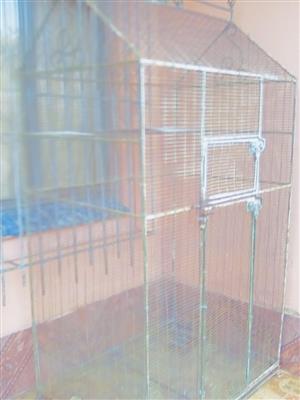 Huge bird cage for sale in Umhlatuzana directly opposite Apollo high school 