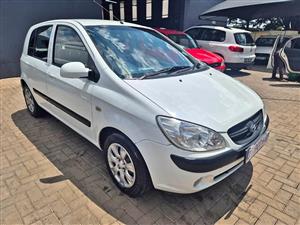 2010 Hyundai Gets 1.6i A/T