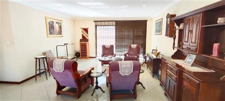 Cluster For Sale in New Redruth