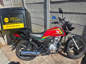 Honda Ace 125 and Hero Eco 150