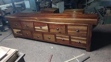 3m buffet kaste R9950. 2m buffetkaste R5950. 2.5m. R7500