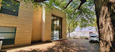 Office suite For Sale in 324 Rivonia Boulevard in Edenburg