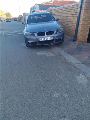 2011 BMW E90 320I LCI