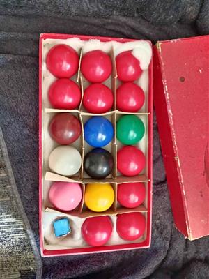 Snooker balls