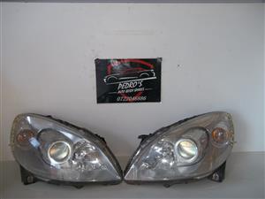 Mercedes W245 '05-'09 L&R headlights (Pair)