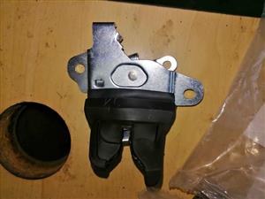 Toyota Corolla Boot lock new
