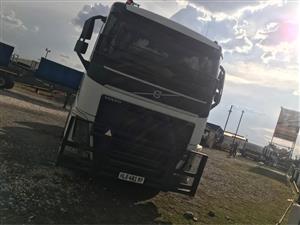 NEW YEAR, NEW FLEET - BUY THIS 2014 VOLVO FH 440 DOUBLE AXLE TRUCK NOW AND GET 