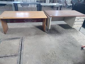 2x Office Desks to Clear 
