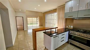 Cluster For Sale in Bryanston West