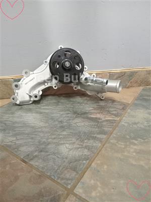 Brand New 3.6 Water Pump For WK2 Vehicle  