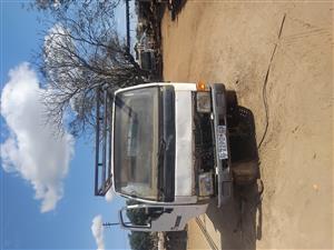 nissan truck parts 