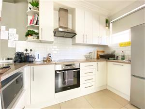 Apartment For Sale in GREEN POINT