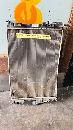 Renault Capture radiator
