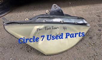 Ford Focus MK1 Headlight For Sale 