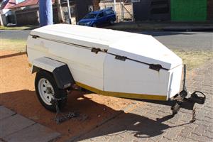 TRAILER(S067152A)