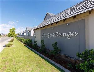Townhouse For Sale in Shellyvale