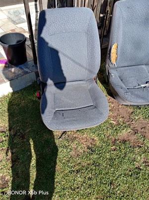 GOLF 1 SEATS X 2 FRONT