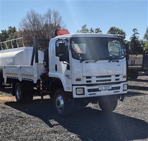 ISUZU F750 WITH CRANE 4X4