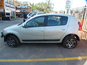 2013 Renault Sandero 1.6 8V Manual