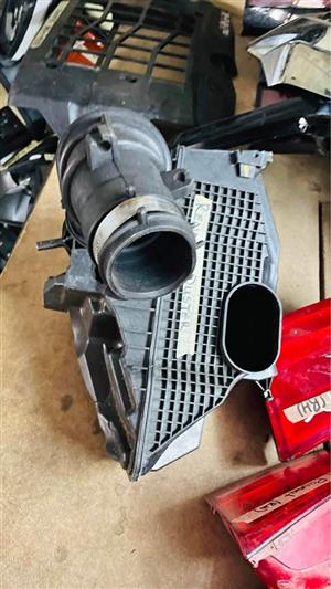 Renault Clio IV Air Filter box