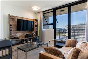 Includes 1 Parking Bay & 1 Store Room | VAT Incl. | No Transfer Duty