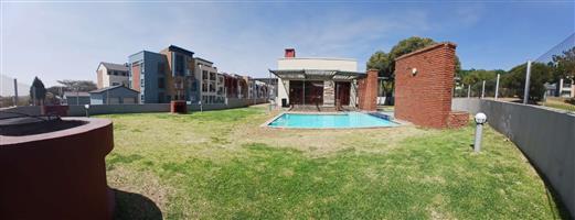 Apartment For Sale in Carlswald North