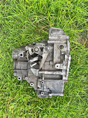 Golf 5 2.0TDI Gearbox
