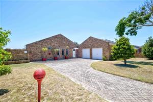 Immaculate Family Home Offering Space, Comfort & Style