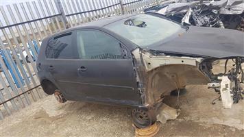 Golf 5 1.6 fsi stripping for spares