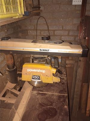 DeWalt 7770 saw
