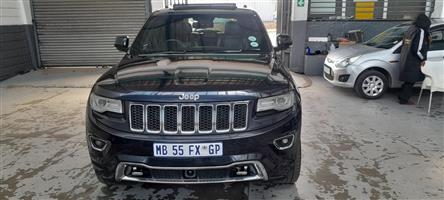 2016 Grand Cherokee Jeep 3.6L VVT 4X4 in a SUPERB Condition(SUNROOF)