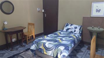 Gemeubeleerde Kamers te huur, Germiston