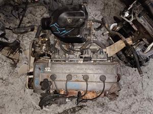 NISSAN NP300 KA24 16V ENGINES FOR SALE