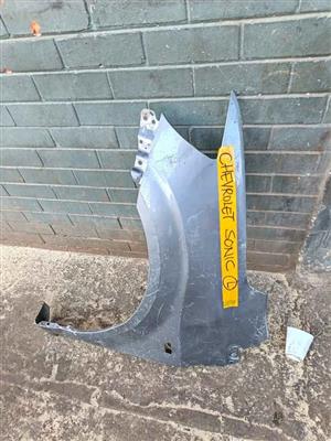 Chevrolet Sonic left fender