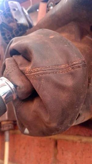 Ford Ranger T7 manual gear selector boot