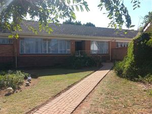 House For Sale in Lyttelton Manor