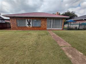 Charming Family Home with Flatlet for Sale in Casseldale, Springs!!!