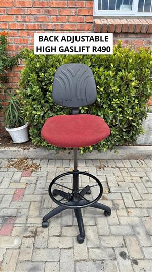 BACK & HEIGHT  ADJUSTABLE HIGH GASLIFT OFFICE CHAIR