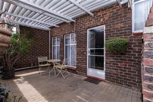 Townhouse For Sale in Norkem Park