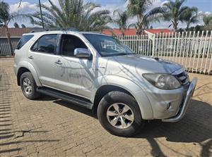 Toyota fortuner diesel 