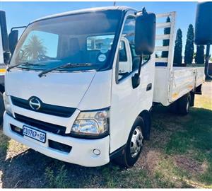 2012 Hino 300   Dropside